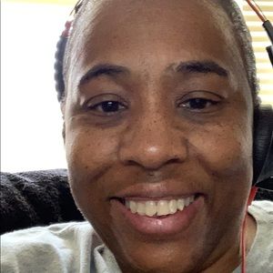 Meet your Posher, Queen